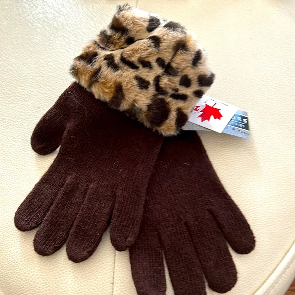 Parkhurst Charming Cheetah Gloves Brown NWT Glam Stretch Knit